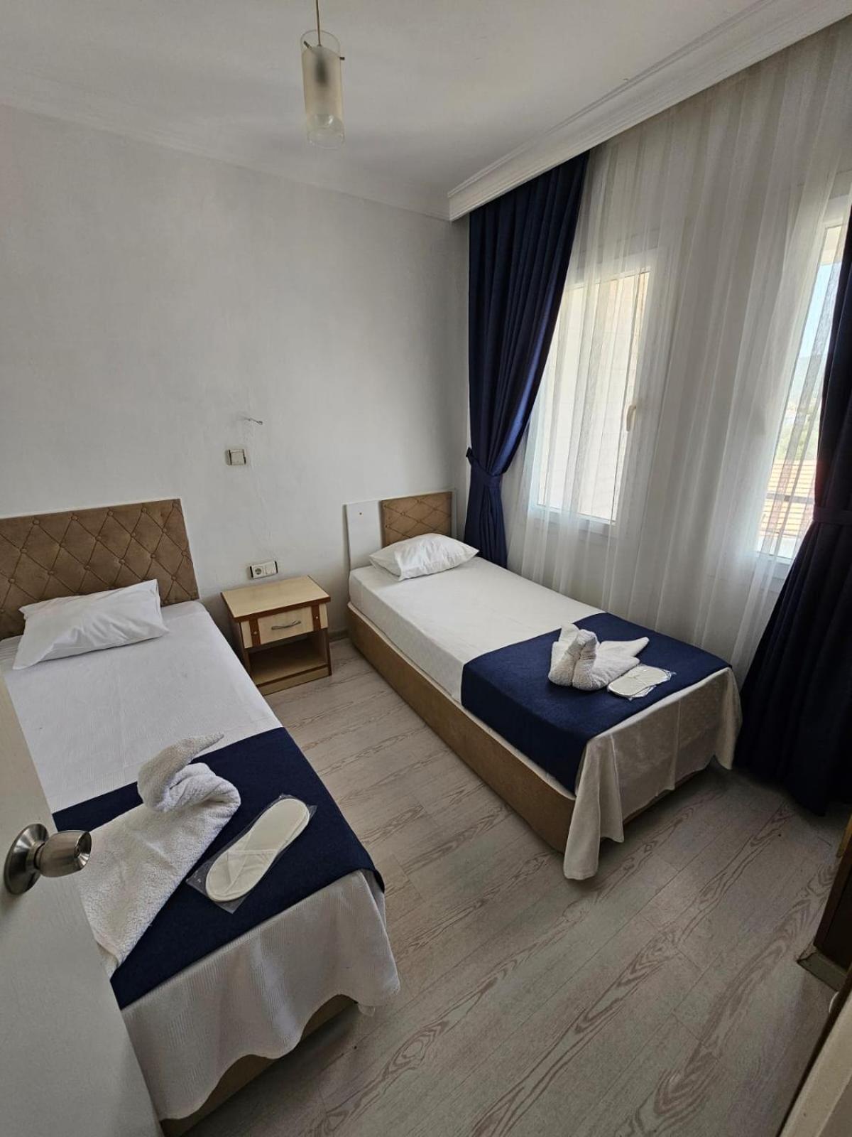 Yenifoca Ersan Hotel 외부 사진